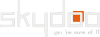Logo Blanc Skydoo, partenaire de services informatiques à Uccle